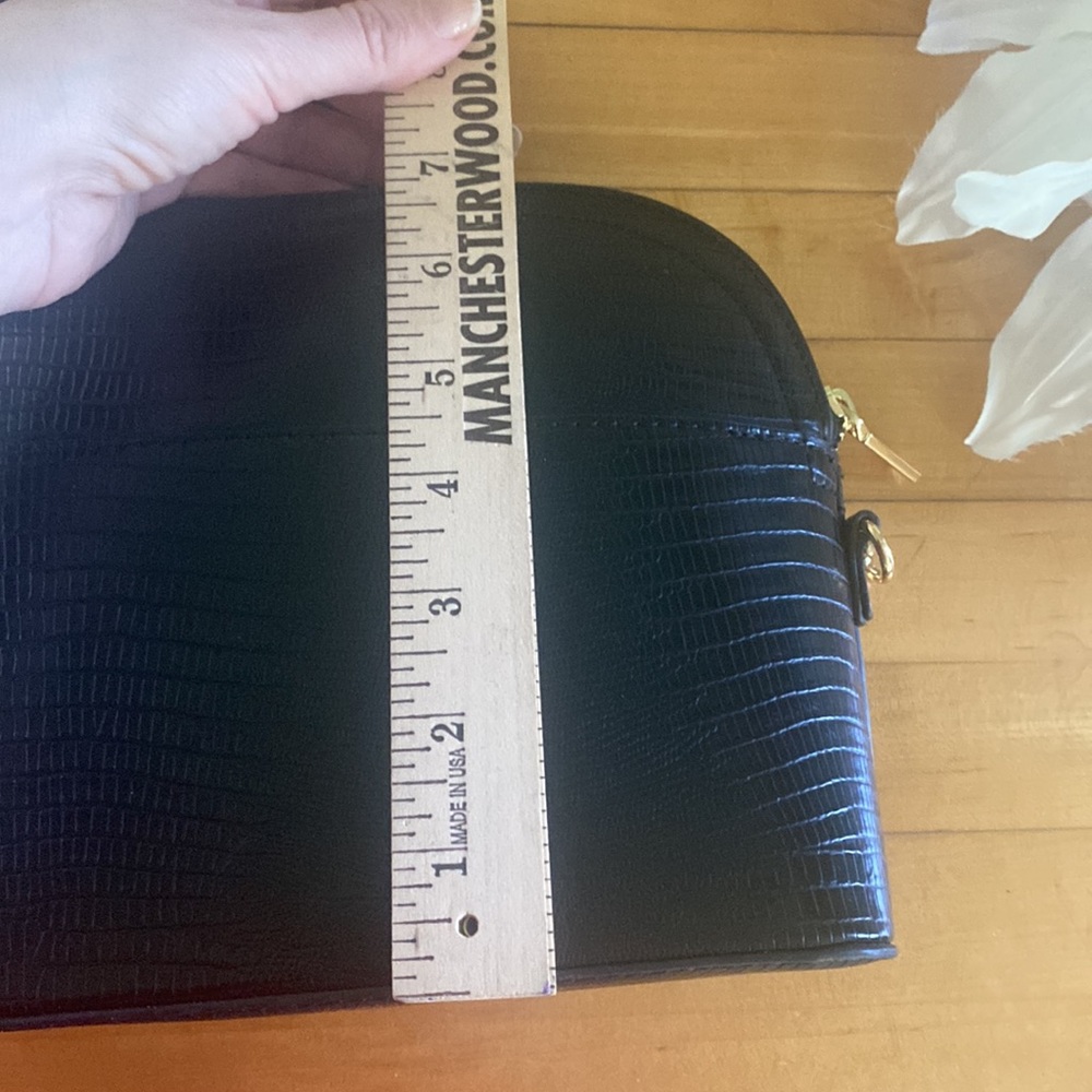 Betsey Johnson 'Margie' Embossed Lizard Crossbody, Black - Picture 9 of 15
